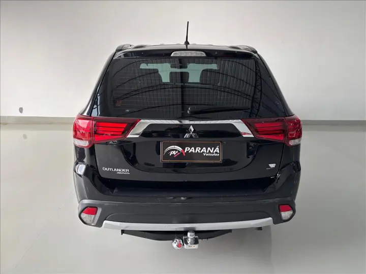 OUTLANDER 2.2 4X4 16V DIESEL 4P AUTOMÁTICO