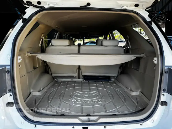 HILUX SW4 2.7 SR 4X2 16V