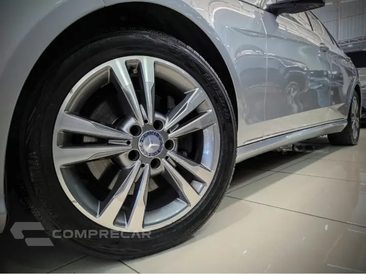 E 250 2.0 AVANTGARDE 16V TURBO GASOLINA 4P AUTOMATICO