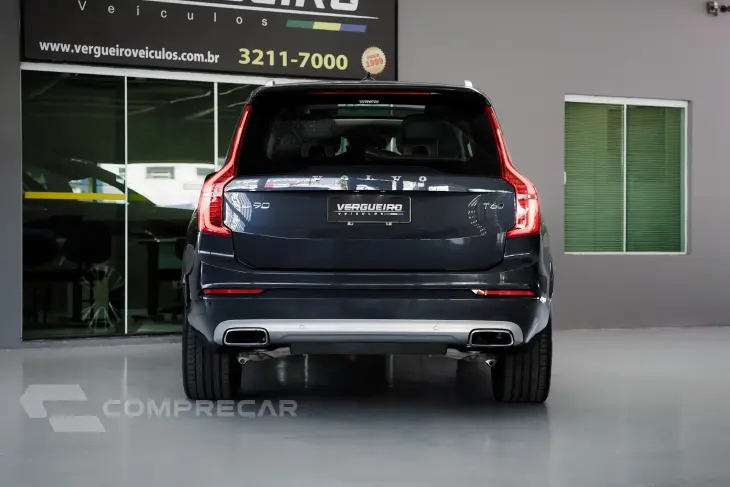 XC90 2.0 T6 Momentum AWD Geartronic