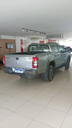 L200 TRITON 2.4 16V Turbo Outdoor GLS CD 4X4