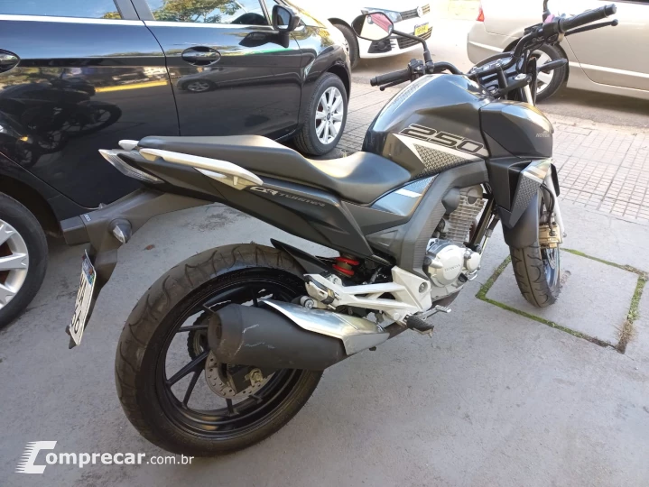 CB 250F TWISTER ABS