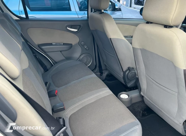 PALIO 1.6 MPI Essence 16V