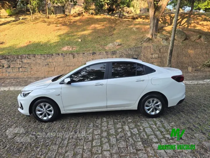 ONIX 1.0 TURBO FLEX PLUS LTZ AUTOMÁTICO