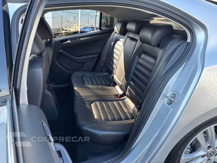 JETTA Highline 2.0 TSI 16V 4p Tiptronic