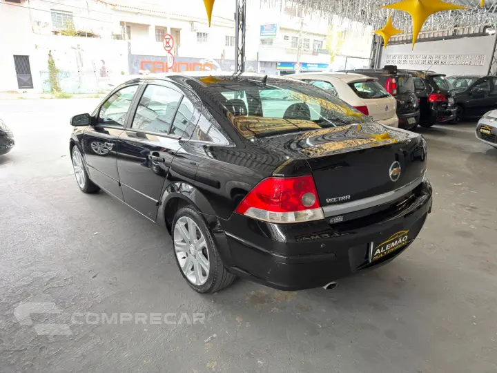 VECTRA 2.0 MPFI Elegance 8V