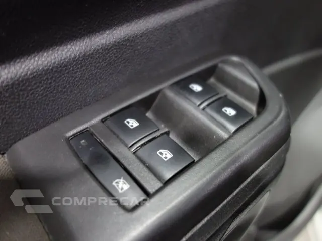 PRISMA - 1.4 MPFI LTZ 8V 4P MANUAL