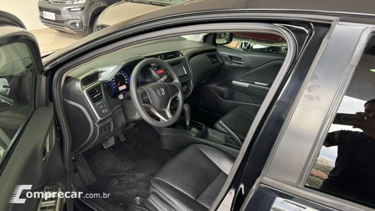 CITY 1.5 LX Sedan 16V