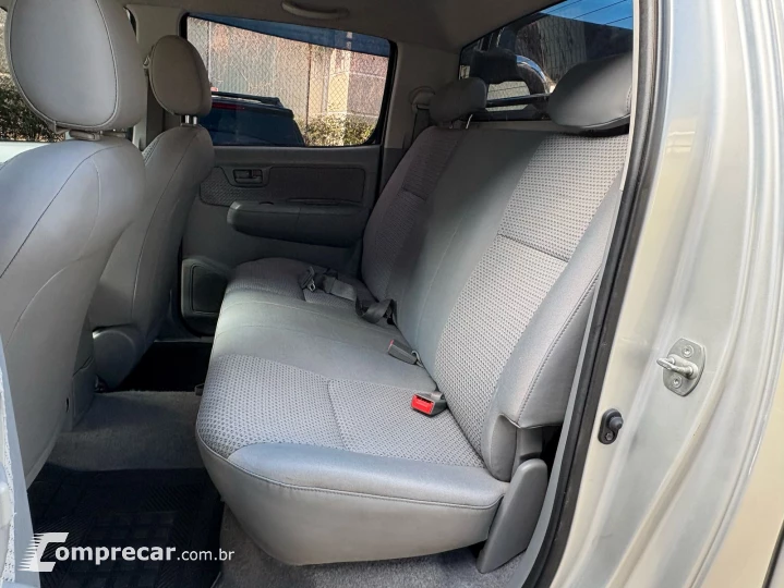 HILUX 2.7 VVT-I CD SR 4X2