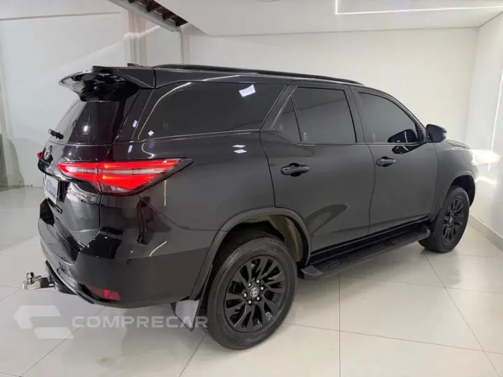 HILUX SWSRXA4FD