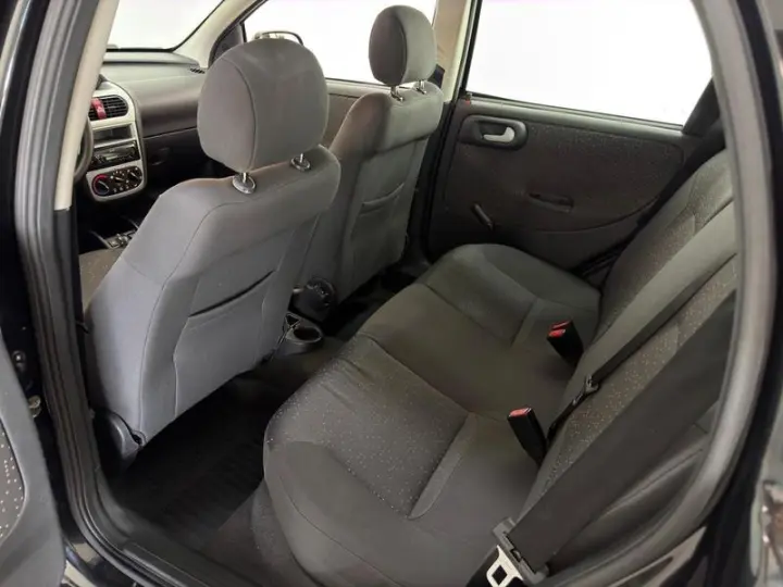 CORSA HATCH PREMIUM