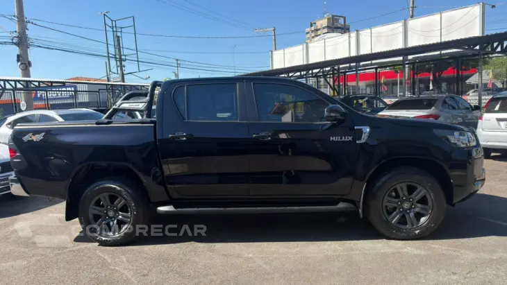 Hilux Caminhonete 2.8 16V 4P SR 4X4 DIESEL CABINE DUPLA AUTO