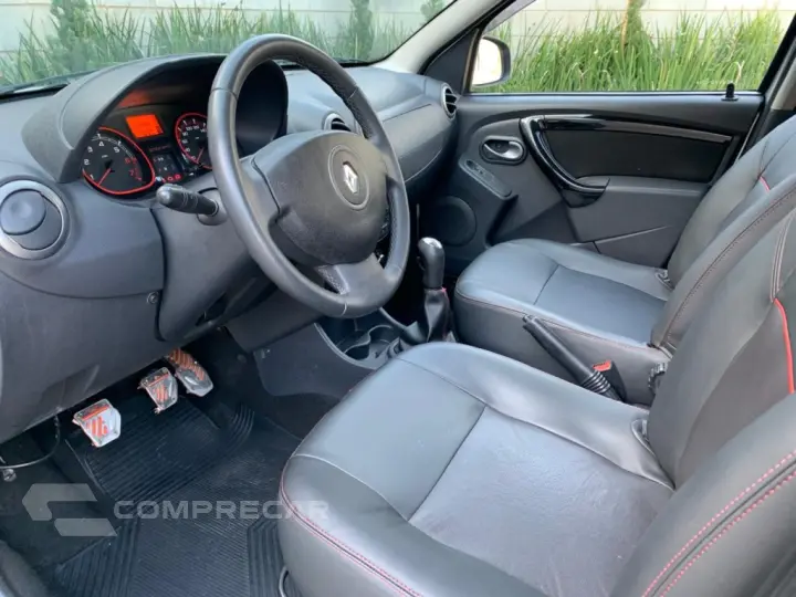 SANDERO 1.6 SL STEPWAY RIP CURL 16V FLEX 4P MANUAL