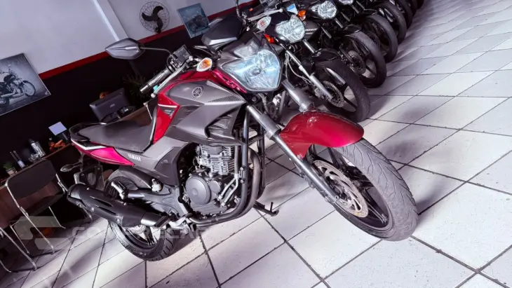 FAZER 250 blueflex