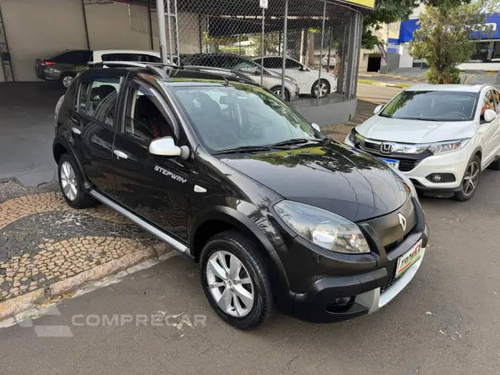 SANDERO STEPWAY Hi-Flex 1.6 16V 5p