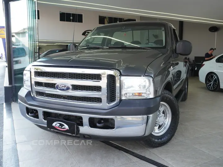 F-250 4.2 XLT 4X2 CS TURBO DIESEL 2P MANUAL