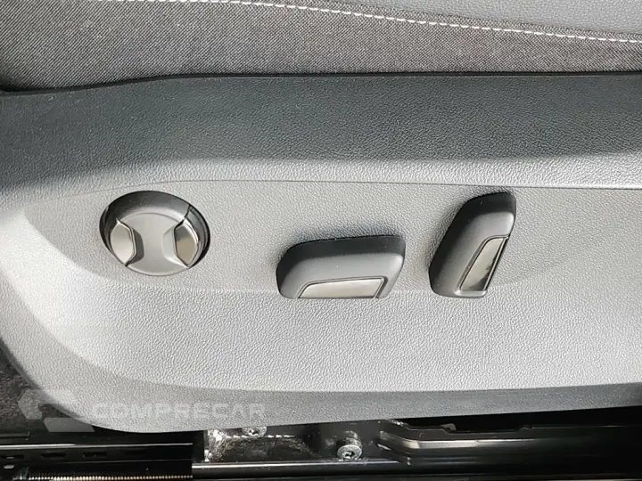 TAOS 1.4 250 TSI TOTAL FLEX HIGHLINE AUTOMÁTICO
