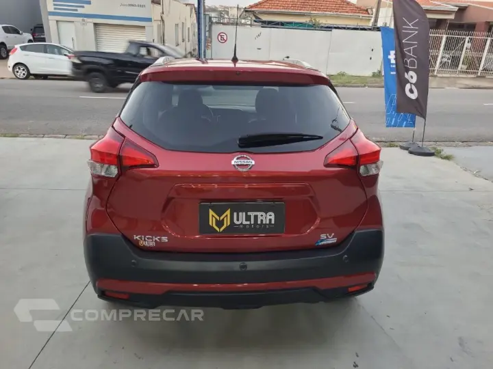 KICKS SV 1.6 16V FlexStar 5p Aut.