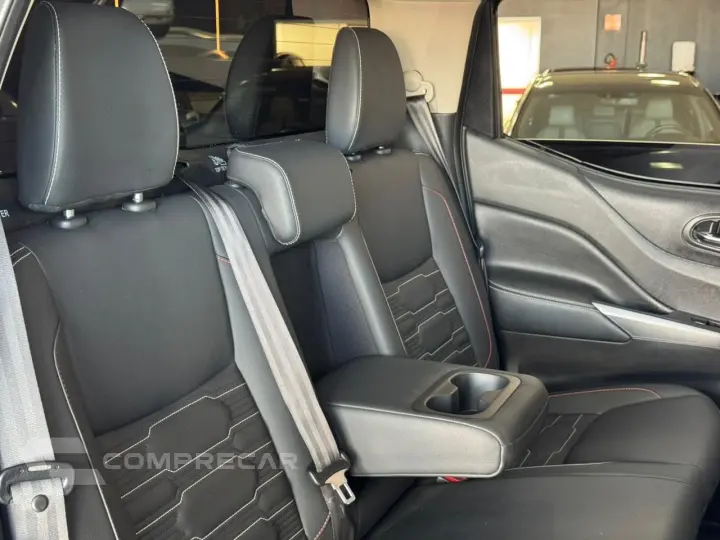 Frontier 2.3 16V PRO4X CABINE DUPLA 4X4 BI-TURBO DIESEL AUTO