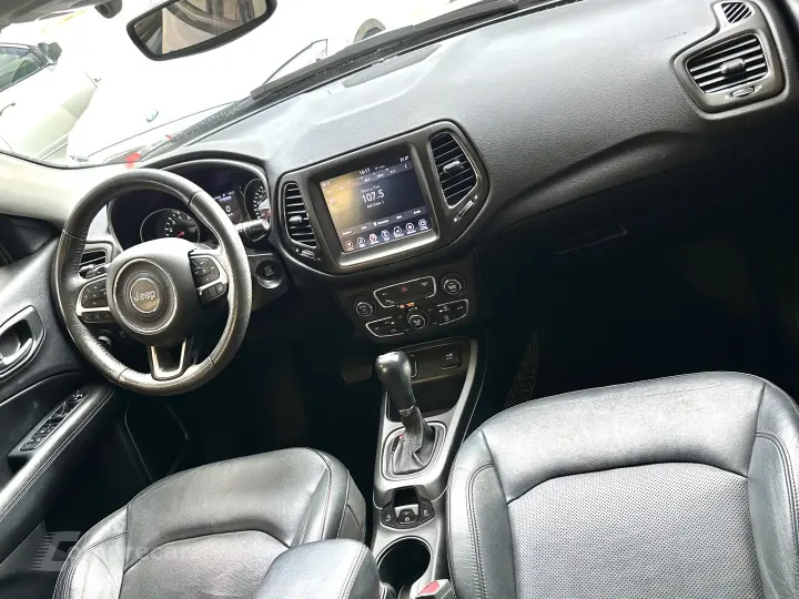 COMPASS 2.0 16V FLEX LONGITUDE AUTOMÁTICO