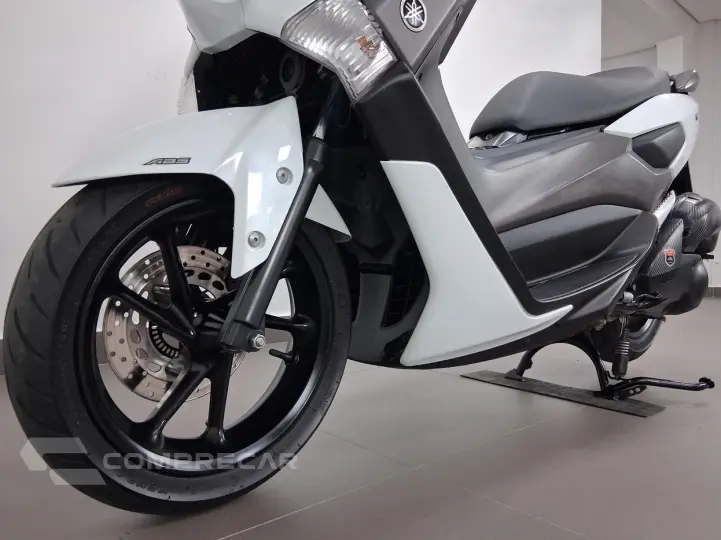 YAMAHA NMAX 160 ABS