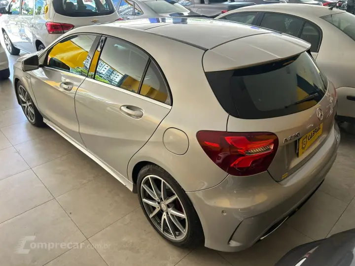 Classe Sport 4MATIC 2.0 16V 211cv Aut.