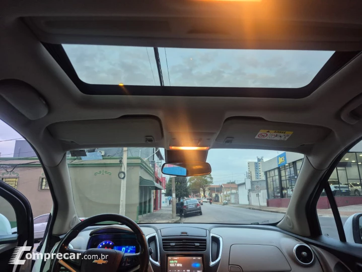 TRACKER  LTZ 1.8 automático