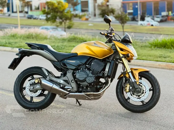 CB 600F HORNET