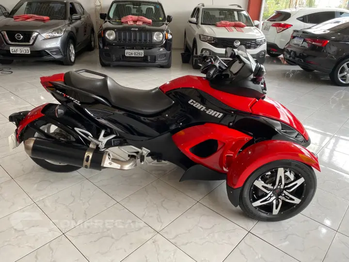 Triciclo Spyder 990 RS