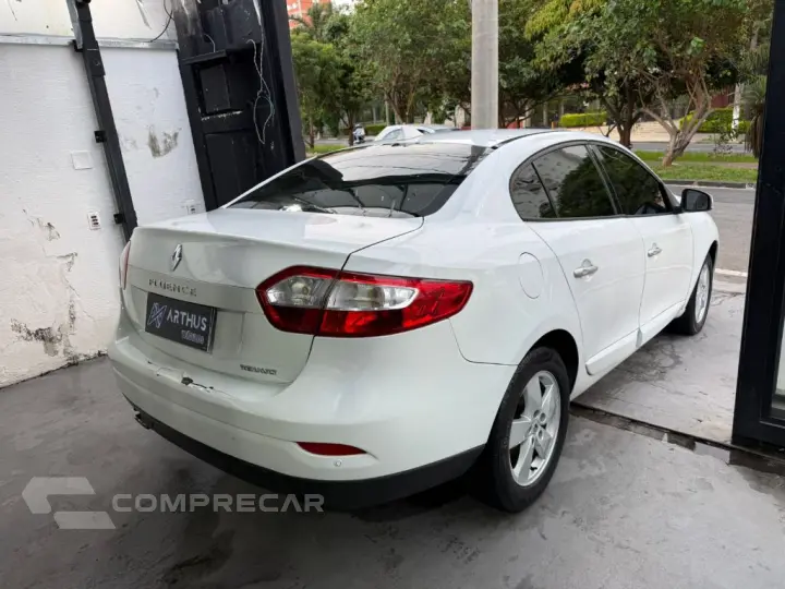 FLUENCE Sed. Dynamique 2.0 16V FLEX Aut.