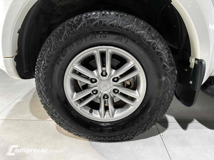 L200 TRITON 3.5 HPE 4X4 CD V6 24V FLEX 4P AUTOMÁTICO