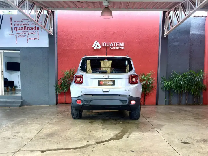 RENEGADE 1.8 16V FLEX LONGITUDE 4P AUTOMÁTICO