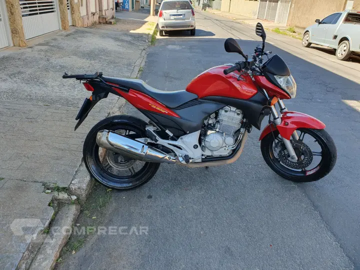 CB 300 R