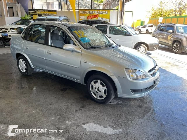 CLASSIC - 1.0 MPFI LS 8V 4P MANUAL