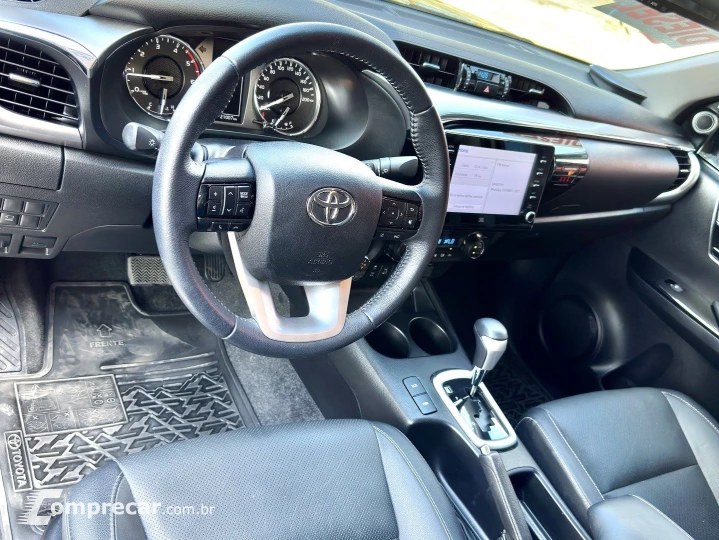 HILUX 2.8 D-4D TURBO DIESEL CD SRX 4X4 AUTOMÁTICO