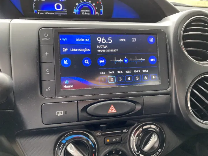 ETIOS 1.5 X PLUS SEDAN 16V FLEX 4P AUTOMÁTICO