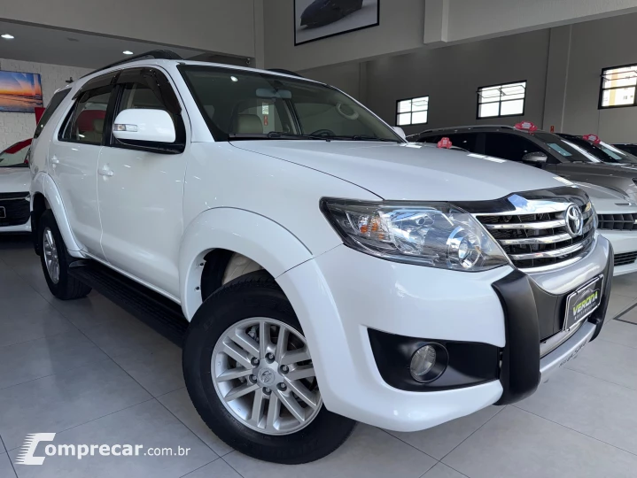 Hilux SW4 2.7