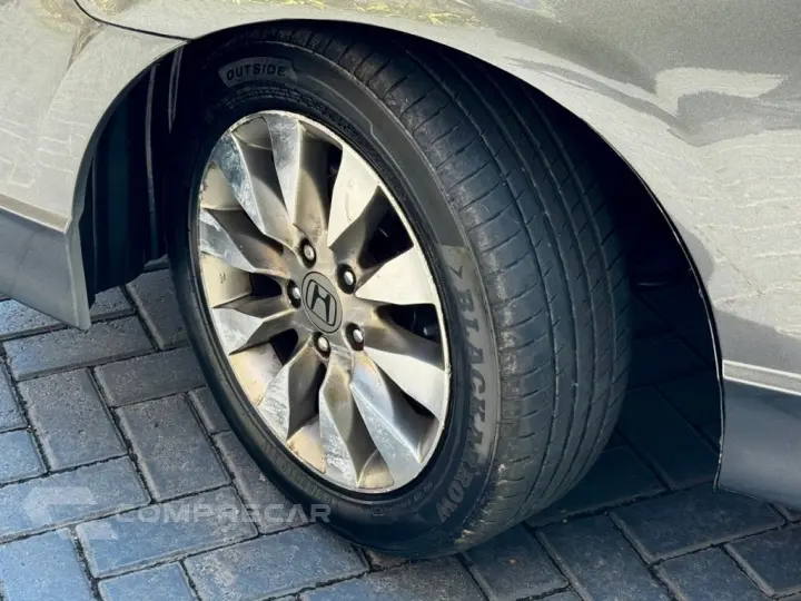 CIVIC 1.8 LXL 16V FLEX 4P MANUAL