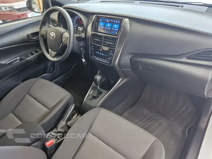 Yaris Hatch 1.5 16V 4P FLEX XL MULTIDRIVE AUTOMÁTICO CVT