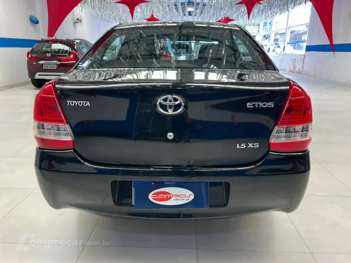 ETIOS 1.5 XS Sedan 16V