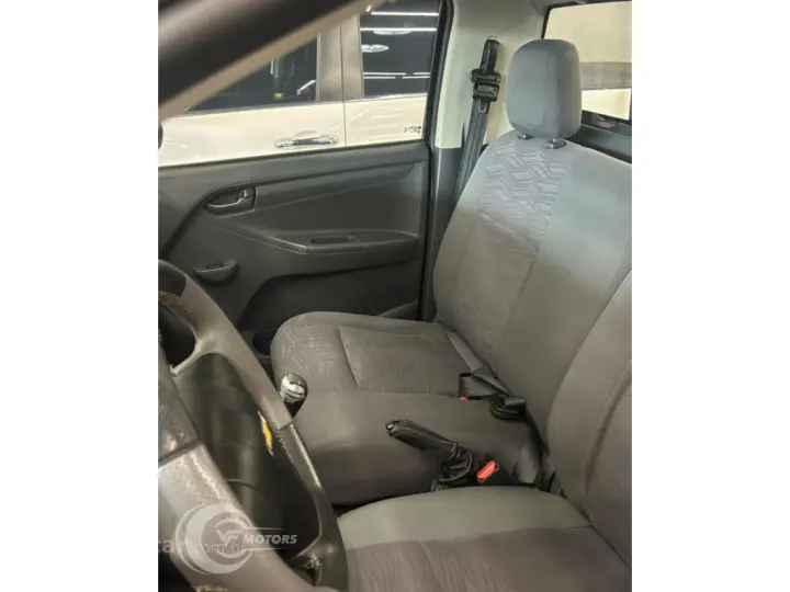 S10 2.4 MPFI LS 4X2 CS 8V FLEX 2P MANUAL