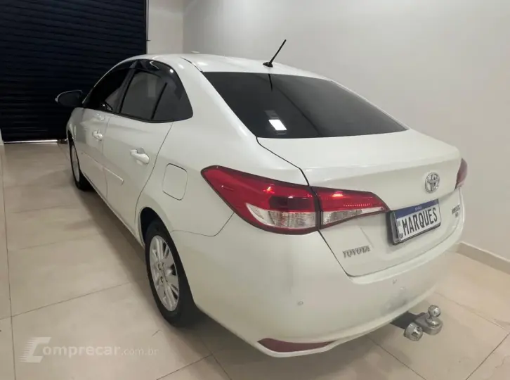 YARIS 1.5 16V Sedan XL