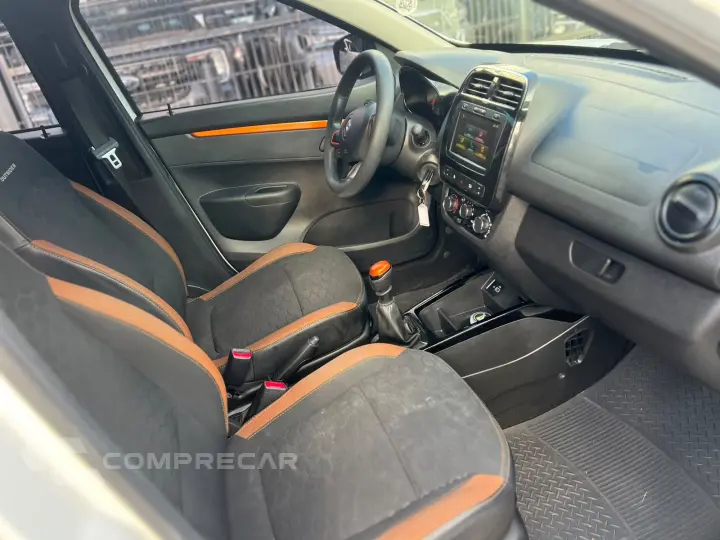 KWID 1.0 12V SCE Outsider