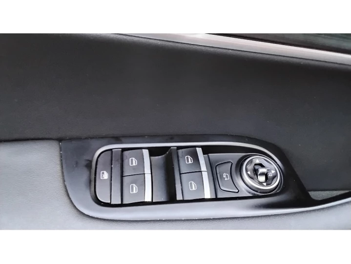 TIGGO 8 1.6 TGDI GASOLINA FOUNDER&#39;S EDITION DCT