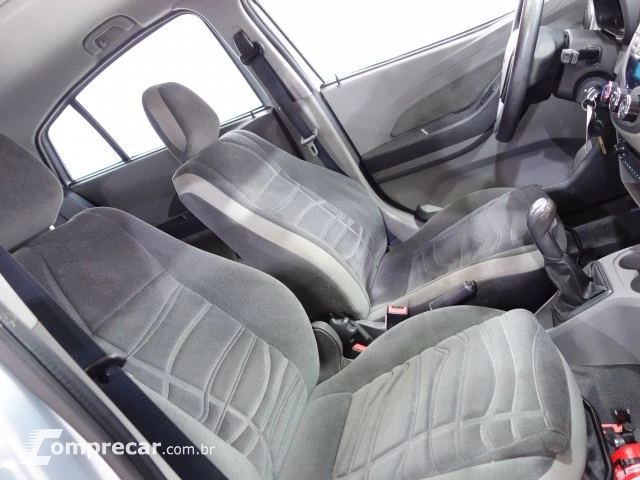 AGILE - 1.4 MPFI LTZ 8V 4P MANUAL