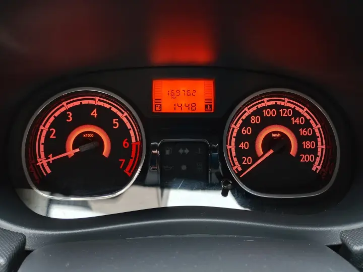 SANDERO 1.0 EXPRESSION 16V FLEX 4P MANUAL