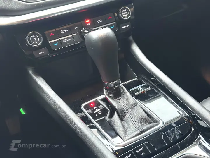 COMPASS 1.3 T270 TURBO FLEX LIMITED AT6