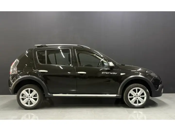 SANDERO 1.6 STEPWAY 8V FLEX 4P MANUAL