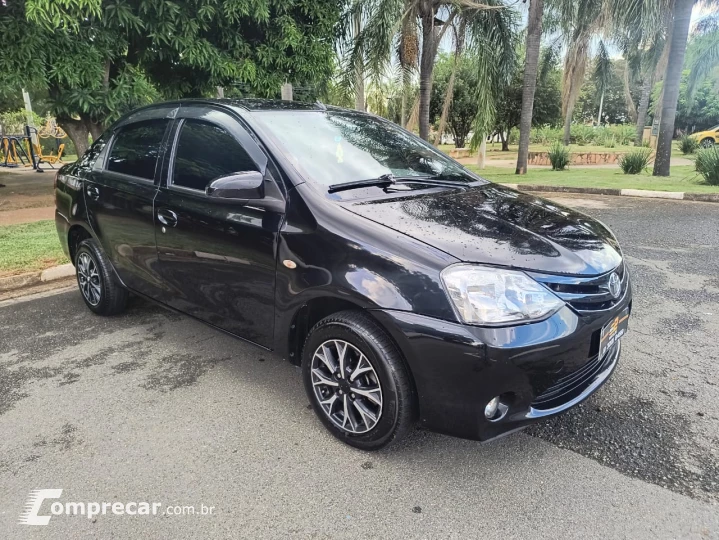 ETIOS 1.5 X Plus Sedan 16V
