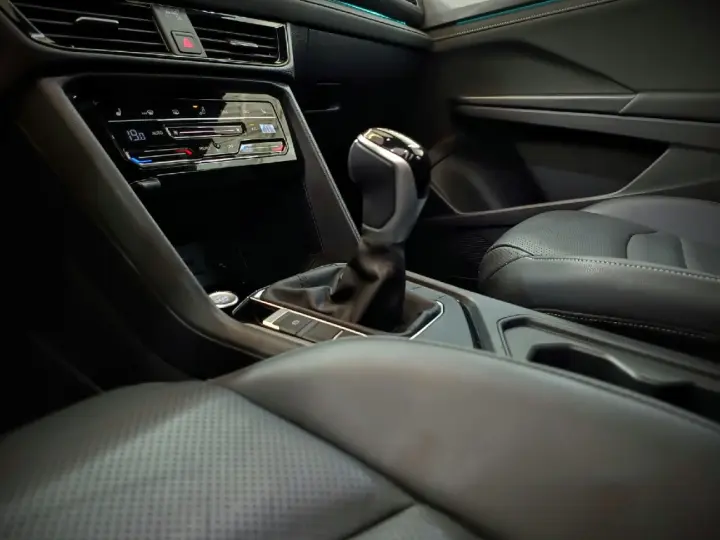 TAOS 1.4 250 TSI TOTAL FLEX HIGHLINE AUTOMÁTICO